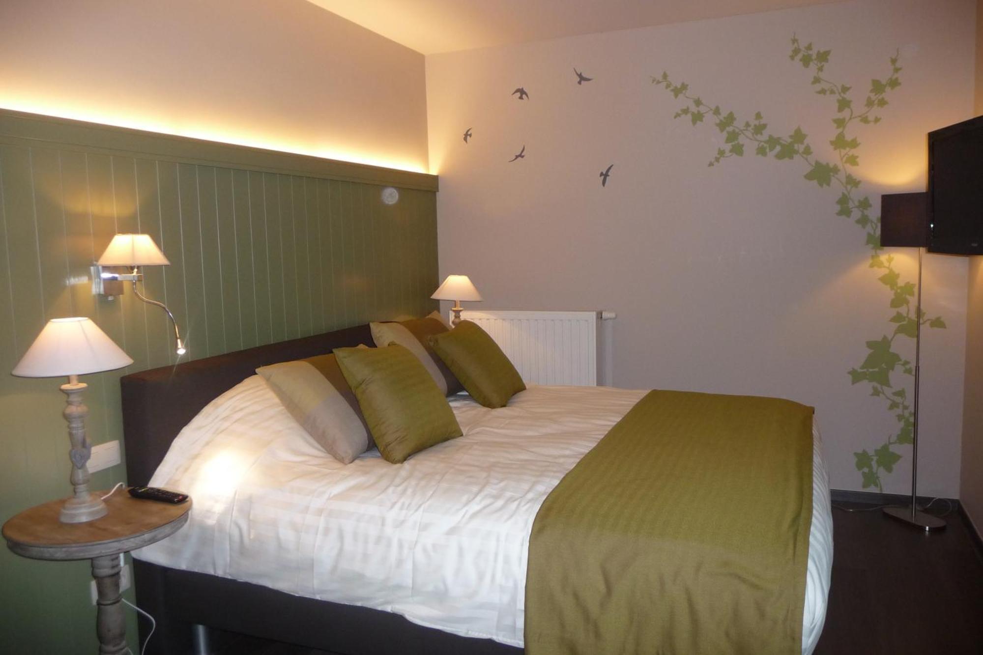 B&B Riche Terre Damme Exterior photo